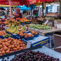 Trh s ovocem a zeleninou